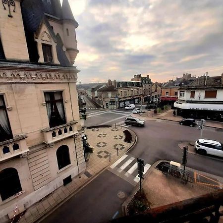 Maison De Ville Au Centre De Fismes 外观 照片